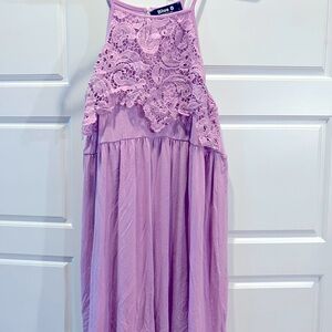 Blue B lilac tank top. Size Large.